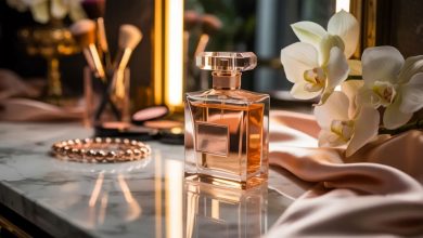 What Perfume Does Rihanna Wear? Inside Rihanna’s Signature Scents